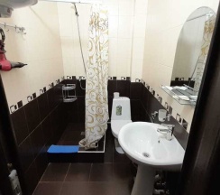 Двухместный номер Deluxe с балконом и с видом на горы 2 отдельные кровати в Inn Rif