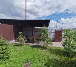 Коттедж с красивым видом из окна в Удачный