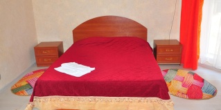 Ульяновского лесопарка: Гостевой дом Волна