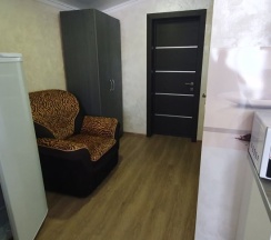 Студия с балконом в Светлана
