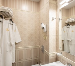 Номер первой категории  "Без балкона улучшенный" в Mari