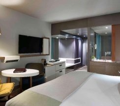 Двухместный номер Classic двуспальная кровать в Sofitel Munich Bayerpost