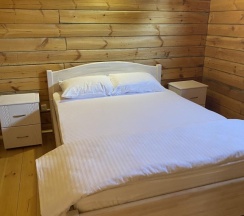 Четырёхместный коттедж Comfort с 2 комнатами в Гостевой дом Наумкиных 