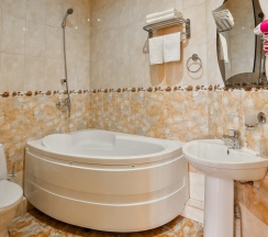 3. Люкс с террасой в Art Home