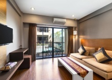 Двухместный номер Aqua Pool Access двуспальная кровать в The Cottage Suvarnabhumi