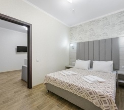 4-х местный, 2-х ком Люкс с балконом в White Hotel