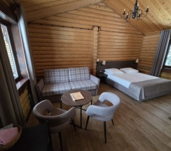 Гостевой дом с  несколькими номерами и банкетным залом (до 20чел) в Дивная бухта Селигер