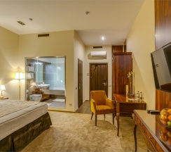 Люкс с видом на реку в Viewpoint Hotel