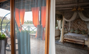 Люкс с террасой 1.7 в Rassl Country Home