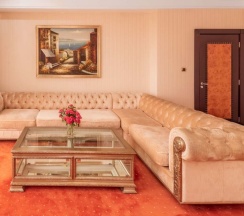 Люкс Presidential с 2 комнатами в Royal Tulip Almaty