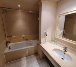 Люкс Presidential в Continental Plaza Beach Resort (Ex. Inter Plaza Beach)