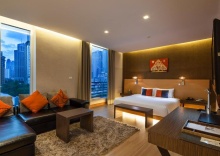 Трёхместный люкс в Hotel Solo Sukhumvit 2