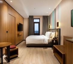 Двухместный люкс двуспальная кровать в Отель Ramada Encore by Wyndham Tashkent