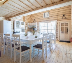 ХОРОМЫ (апартамент) в Остров