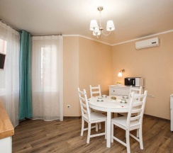 Коттедж трехкомнатный с 3 спальнями в Саяны