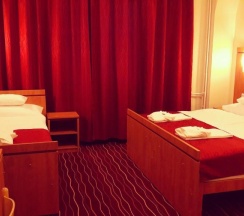 Трёхместный номер Standard в Diana Club Hotel