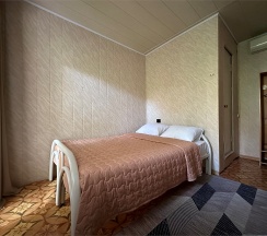 Стандартный двухместный номер с 1-й двуспальной кроватью в Come Inn