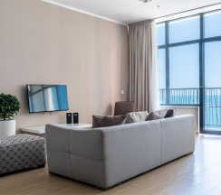Трехкомнатные апартаменты с двумя спальнями (6-14 этаж) в Real Apartments Sochi