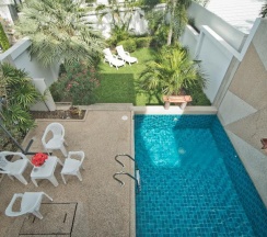 Вилла с 3 комнатами с балконом в Tropicana Pool Villa