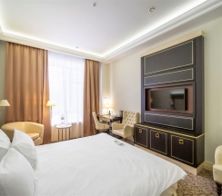 Улучшенный номер для маломобильных граждан в 7 Avenue Hotel&SPA
