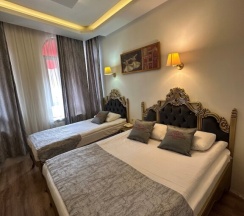 Трёхместный номер Superior в Grand Seigneur Hotel