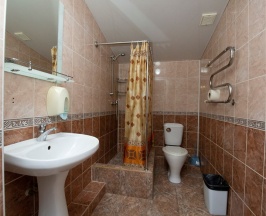 Семейный двухкомнатный в мансарде в Ясон