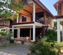 Коттедж с 2 комнатами в Avila Resort