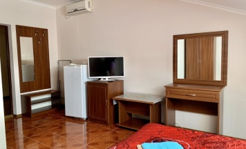 Двухместный номер Standard с балконом и с красивым видом из окна двуспальная кровать в Посейдон