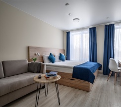 Семейный номер с двуспальной кроватью и диваном в Best Western Zoom Hotel