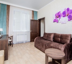 Номер улучшенный семейный в Колибри