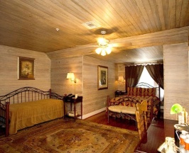 Четырёхместный номер Standard в 1896 O'Malley House