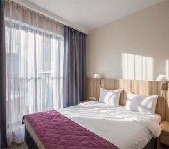 Джуниор Сюит в Harbor Club Hotel