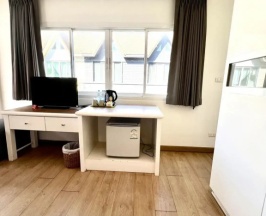 Двухместный номер Economy с балконом 2 отдельные кровати в The Blue Pearl Kata Hotel