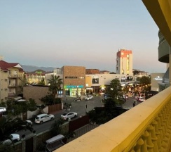 Джуниор сюит с балконом и видом на горы в Green house