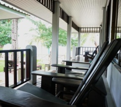 Двухместный номер Deluxe с видом на море двуспальная кровать в Lamai Inn 99 Bungalows