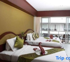 Номер Deluxe в Samui First House Hotel