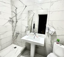 2 комн Executive suite 6 мест в 7 небо