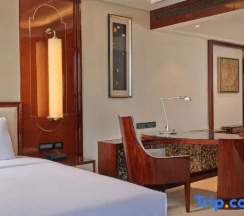 Двухместный номер Standard (2 отдельные кровати) в Tangla Hotel Sanya