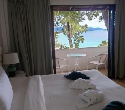Номер Deluxe рядом с пляжем в On The Hill Karon Resort