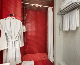 Улучшенный в Red stars hotel