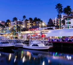 Апартаменты в Special Offer, Unbeatable Location - 2BR Suite