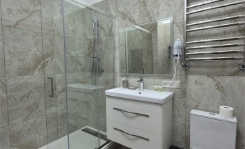 "Полулюкс" в Такт