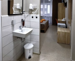 Стандартный семейный номер с 1 двуспальной кроватью и софой в Smart Hotel KDO