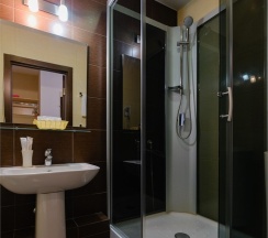 Стандартный номер с одной двуспальной кроватью в Скайлайн