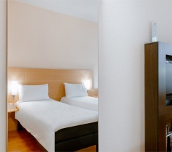 Номер Standard с 2 односпальными кроватями в ibis Moscow Paveletskaya
