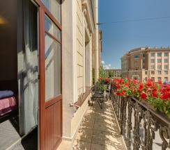 УЛУЧШЕННЫЙ НОМЕР С БАЛКОНОМ в Mary hotel
