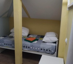 Номер эконом с 1 односпальной кроватью (мансарда) в Крона