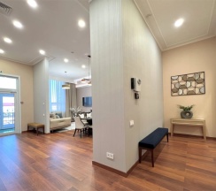 Четырёхместный люкс Super в Paradise