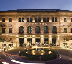 Двухместный полулюкс Executive двуспальная кровать в Sofitel Munich Bayerpost