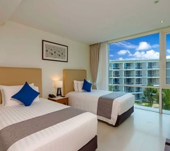 Люкс с кухней с 2 комнатами с балконом в Splash Beach Resort